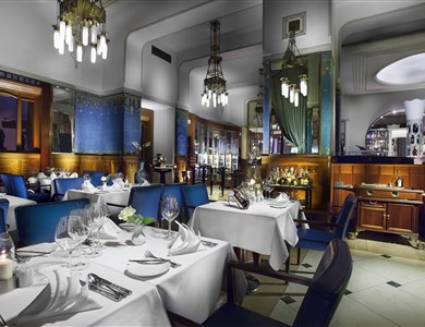 Silvestrovský večer v secesní restauraci Sarah Bernhardt