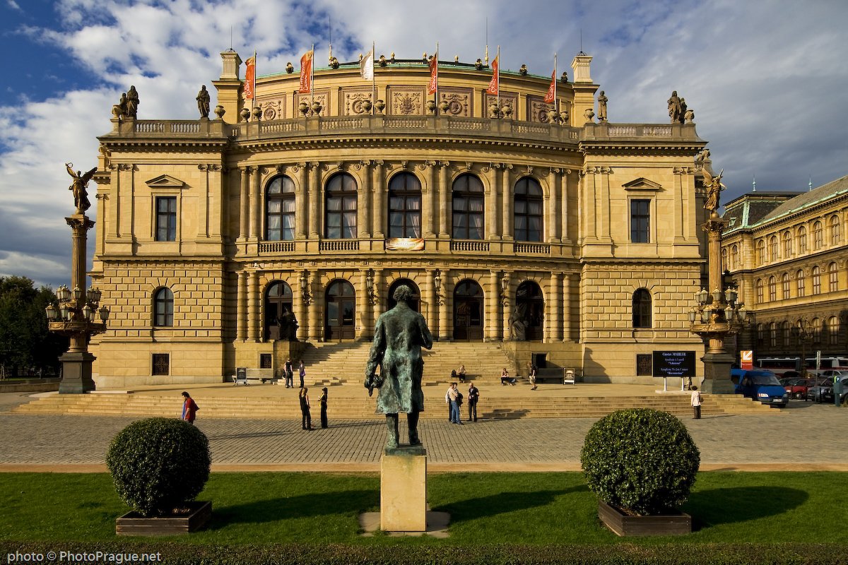 2 Rudolfinum Prague