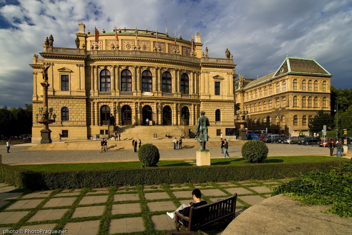 6 Rudolfinum Prague