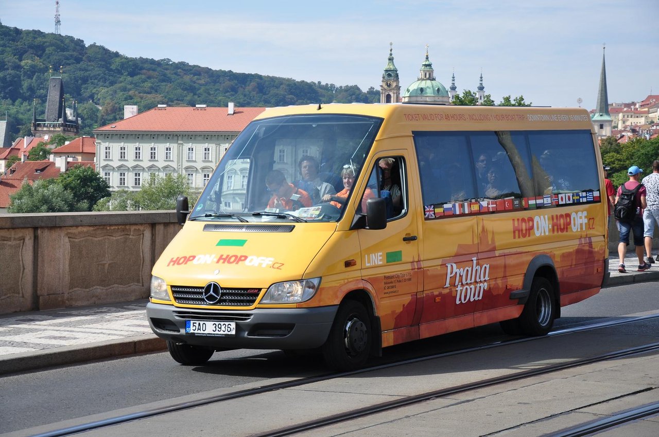 1 Hop on Hop off Prague