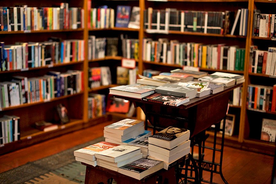 3 Globe Bookstore and Cafe Prague
