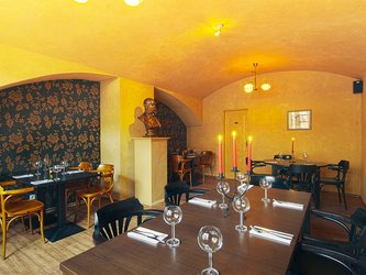 7 Kocar z Vidne Prague