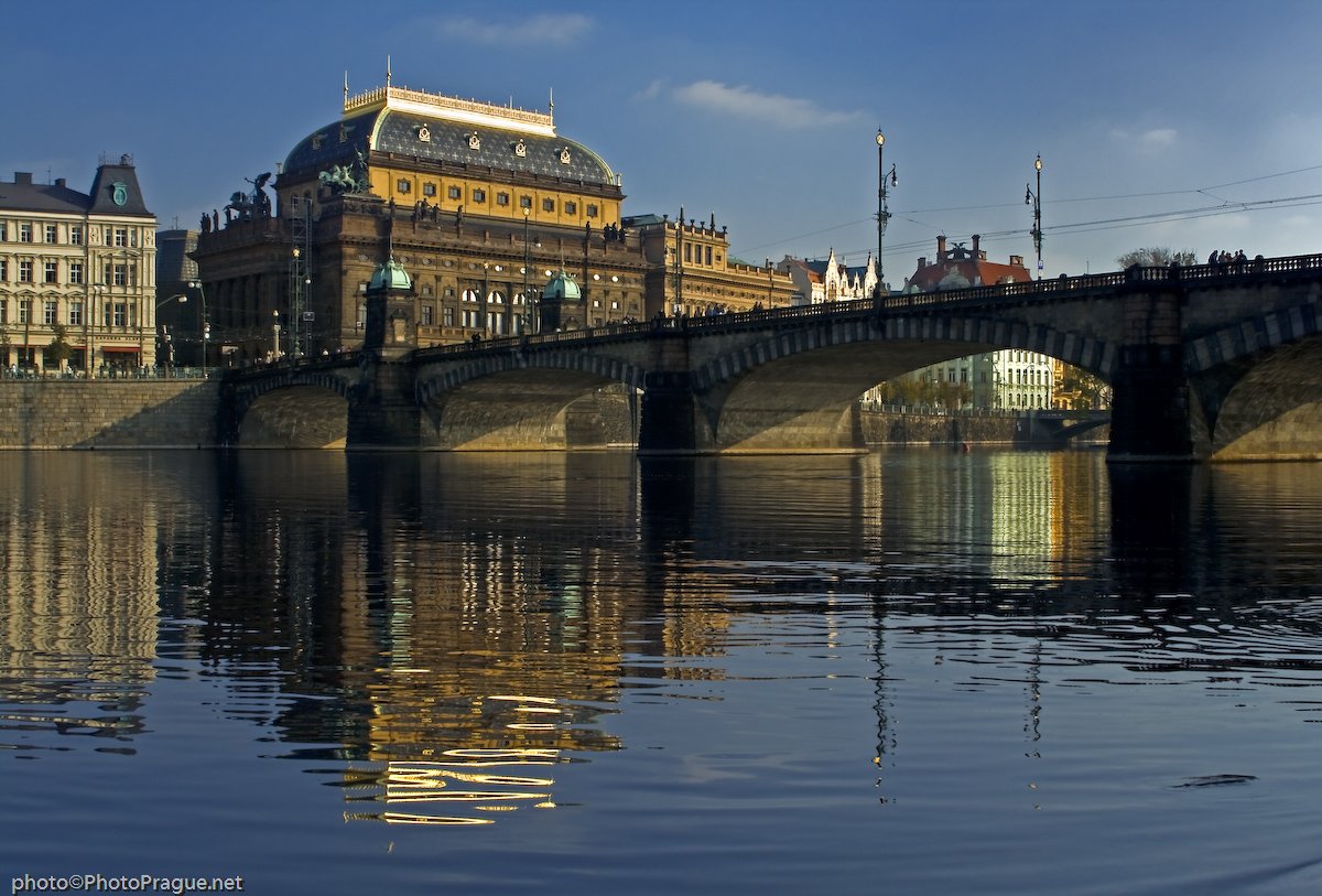 10 National theatre Prague