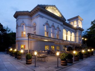 5 Letensky zamecek Prague